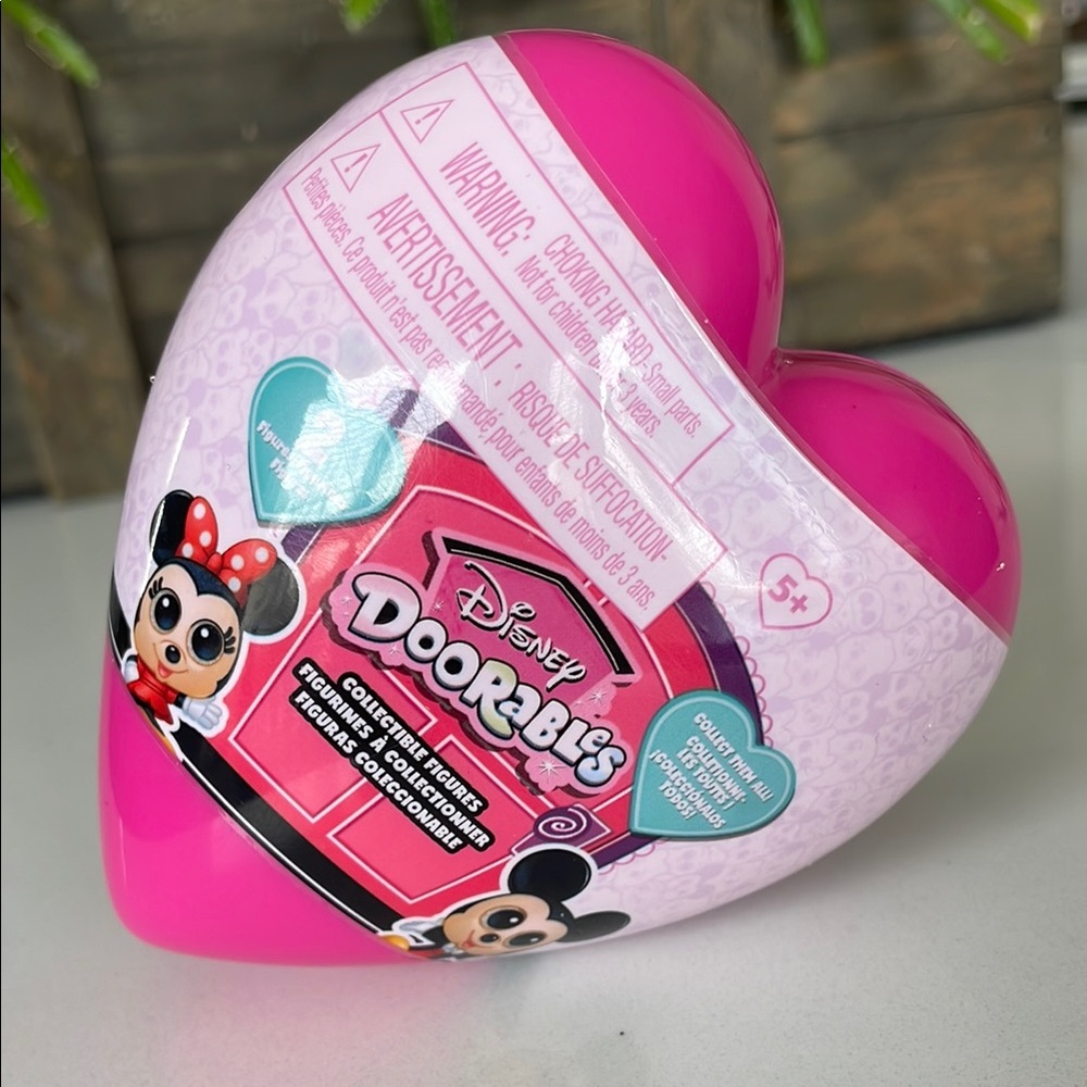 Disney Doorables Heart-Shaped Toy